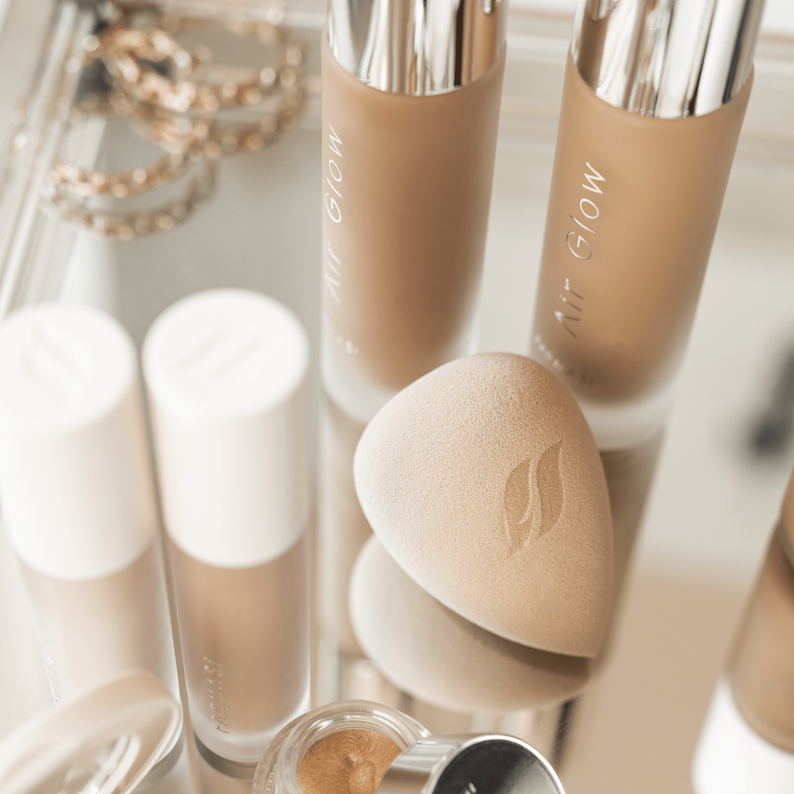 FARMASi FARMASi Makeup Magic Sponge | Tess Marketplace