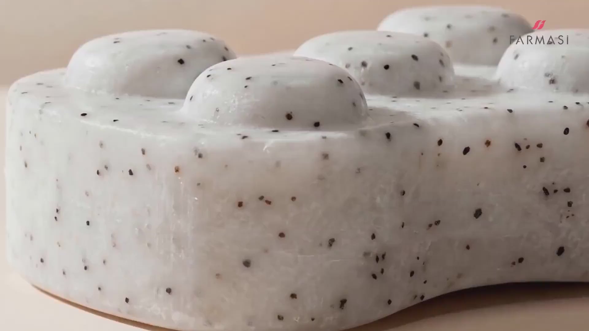 Load video: Paprika Ritual: Massage Soap &amp; Massage Gel